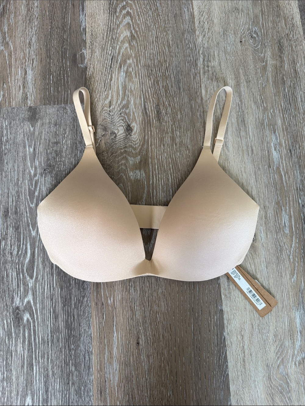 NWT SKIMS Wireless Form Super Push-Up Bra Sand 32D